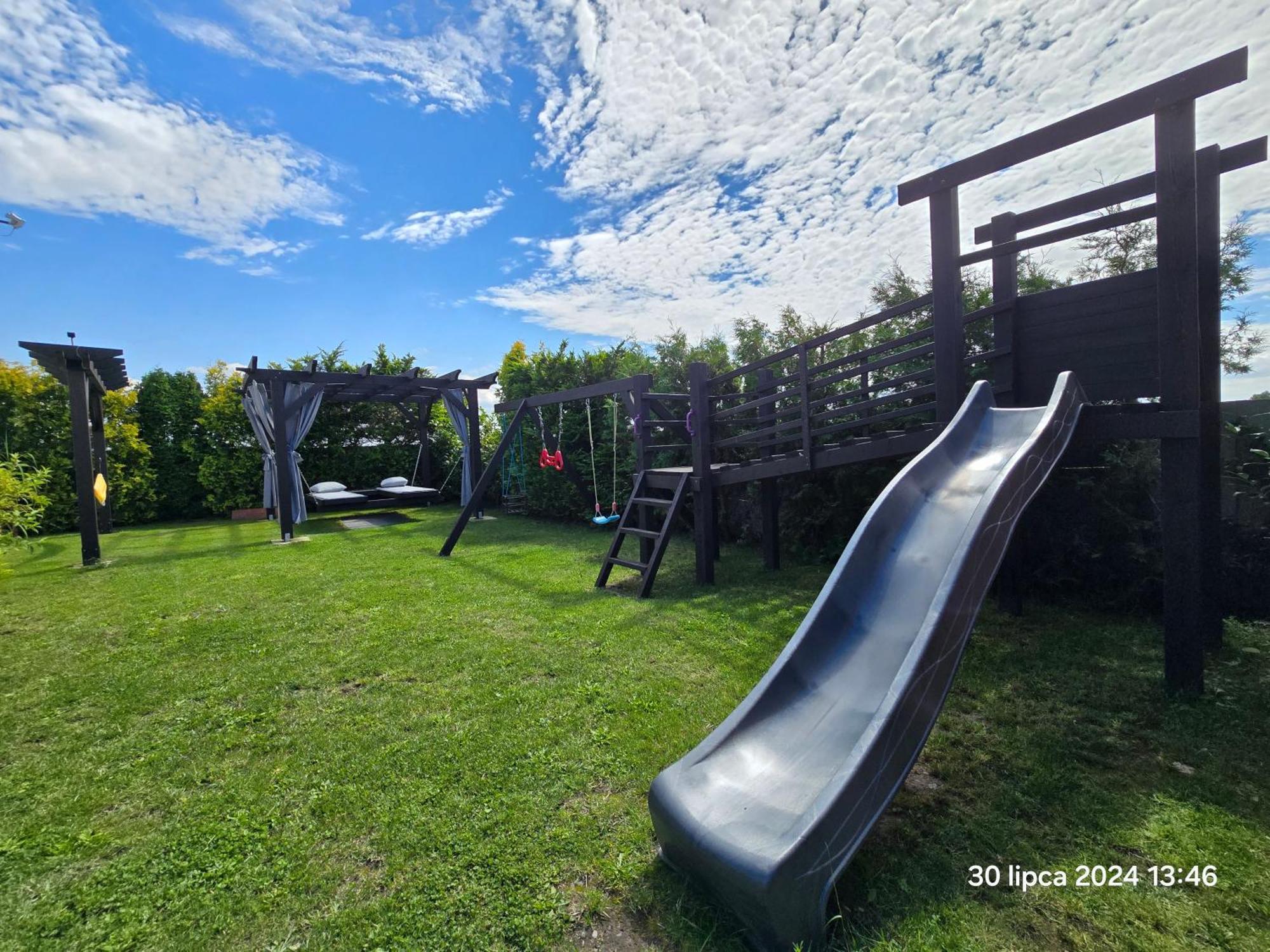 Domek Parterowy Apartamentowy Ostoja 里沃 外观 照片